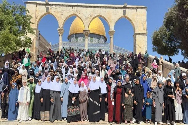 برگزاری جشن تکریم 600 دختر محجبه در مسجد الاقصی + فیلم