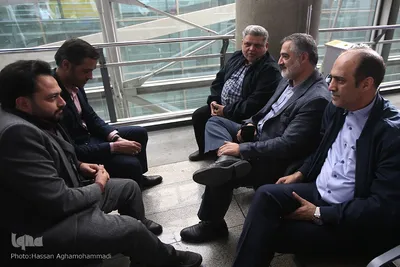 بازگشت یونس شاهمرادی، قهرمان مسابقات بین‌المللی قرآن و اذان «عطر الکلام» عربستان به ایران