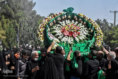 حسینیه ایران؛ آیین سنتی سنگ زنی و نخل گردانی در روستای علاء سمنان