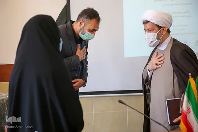 نشست «زن، فرهنگ و هنر اسلامی و خودباوری» در شيراز‎
