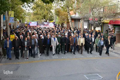 راهپیمایی یوم‌الله ۱۳ آبان – محلات/عکاس:محمد رجبی