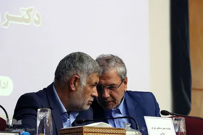 نشست مشترک کارگروه اشتغال و ستاد فرماندهی اقتصاد مقاومتی استان کرمان
