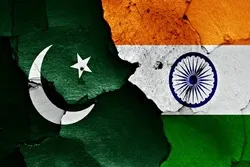 পাকিস্তানের আকাশ সীমায় ভারতের বিমান নিষিদ্ধ