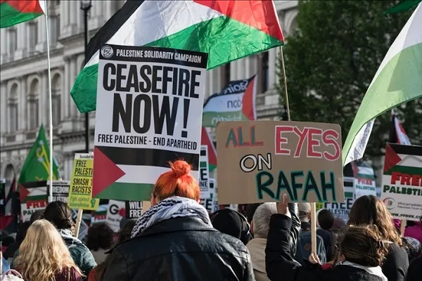 Protests Erupt in London as Israeli Military Launches Offensive in S Gaza  