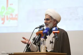 نشست تخصصی «انقلاب، جهاد و مقاومت و عزت بین‌المللی»