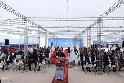 افتتاح نیروگاه خورشیدی ۴۰ مگاواتی در آذربایجان‌شرقی