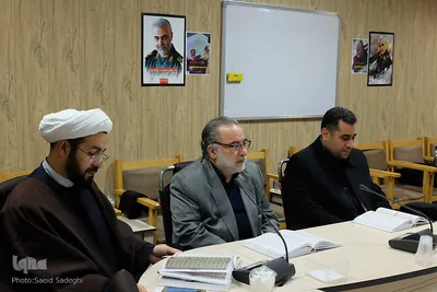 نشست ماهانه مجمع اساتید و پیشکسوتان قرآنی آذربایجان شرقی