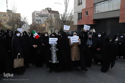 تجمع مردم تبریز در مقابل کنسولگری ترکیه در تبریز