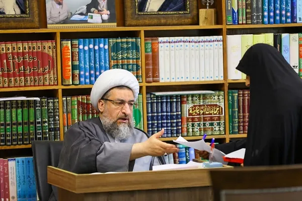 دیدار اقشار مختلف مردم با امام جمعه تبریز