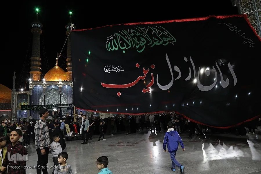 تقرير مصور | أجواء ذكرى استشهاد الامام الصادق(ع) في مرقد السيدة معصومة(س)