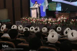 حجت‌الاسلام والمسلمین سیدمهدی خاموشی، رئیس سازمان اوقاف و امور خیریه در اختتامیه چهل و دومین دوره مسابقات قرآن استان تهران