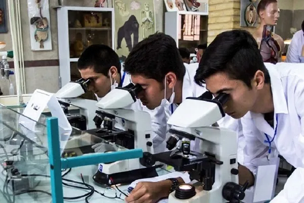 حمایت کمیته امداد از ۳۷۰ نخبه کردستانی