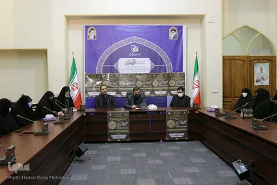 محفل انس با قرآن کریم از سوی شواری مشورتی بانوان معاونت قرآن و عترت وزارت فرهنگ وارشاد اسلامی