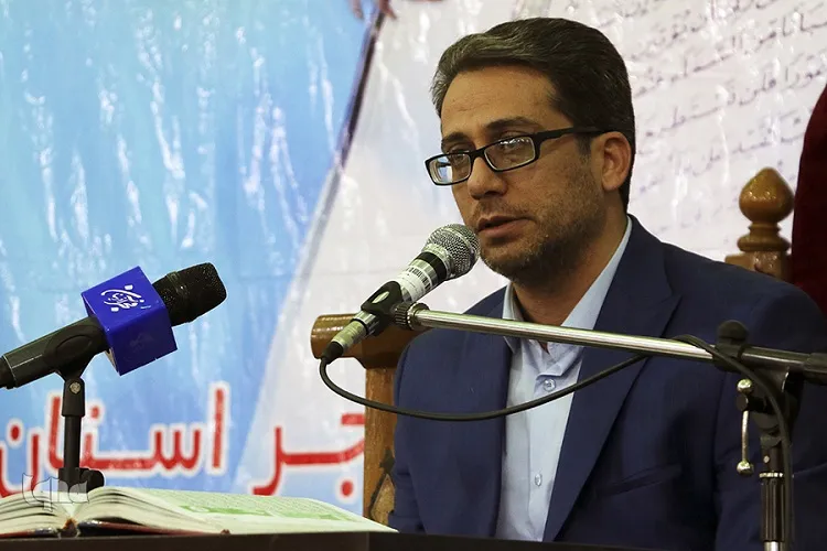 برپایی دو محفل قرآنی با تلاوت «وحید نظریان» در فارس