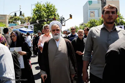 حضور شخصیت ها و مسئولین نظام در راهپیمایی روز قدس