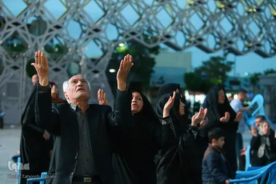 جشن مبعث حضرت رسول(ص) در میدان امام حسین(ع)