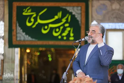 تحویل سال نو در شاهچراغ (ع)