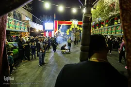 مراسم عزاداری شب عاشورای حسینی در تهران