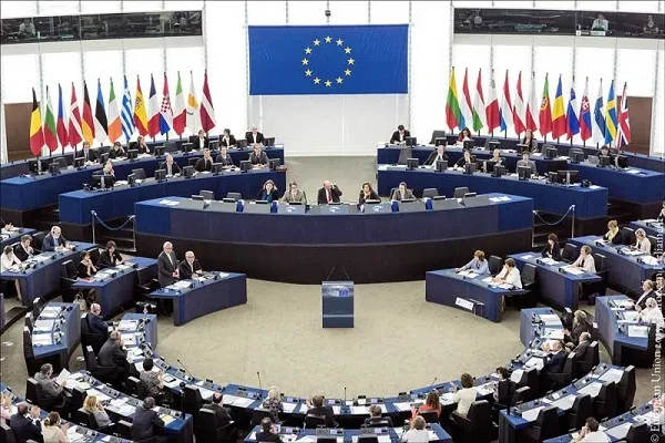انتقاد پارلمان اروپا از اظهارات نژادپرستانه نخست وزیر مجارستان