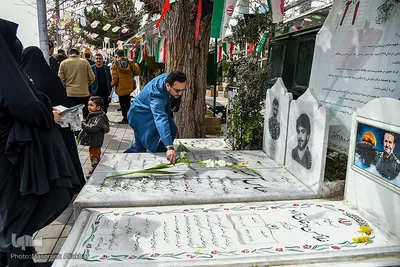 مراسم غبارروبی گلزار شهدای امامزاده محمد(ع) کرج با حضور قرآنیان بسیجی البرز‎