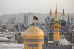 پرچم گنبد امام رضا(ع) به رنگ حزن و اندوه درآمد