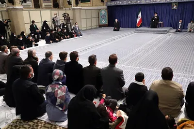 دیدار رهبر معظم انقلاب با خانواده شهدای حادثه‌ تروریستی شاهچراغ(ع) شیراز