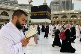 طواف قدوم حجاج گرد کعبه