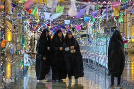 حال و هوای حرم شاهچراغ(ع) در شب نیمه شعبان‎