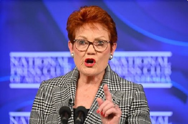 Une dirigeante de l’extrême droite australienne attaque les musulmans7