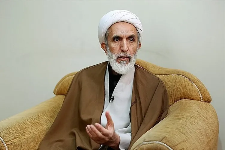 حاج قاسم با سپردن خود به ولی زمان، مکتب شد