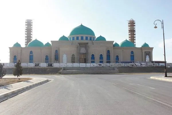 Nahçıvan Camii inşaatı son aşamasında