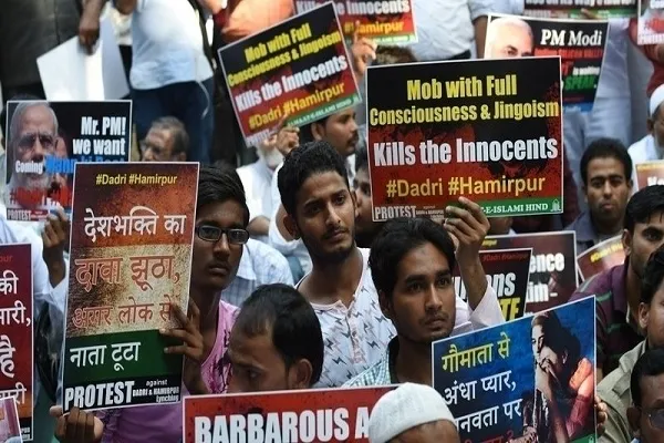حکومت مذہبی بنیاد پر ہجومی تشدد کا انجام دینے والے شرپسندوں کو لگام دے