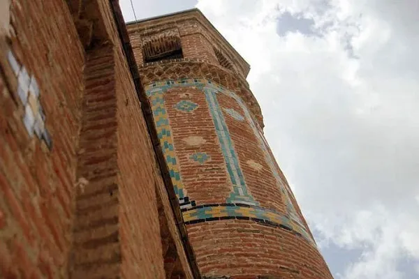 مسجد دو مناره سقز؛ یادگار عهد افشاریه