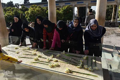 ششمین جشنواره شعر انقلاب در حافظیه شیراز