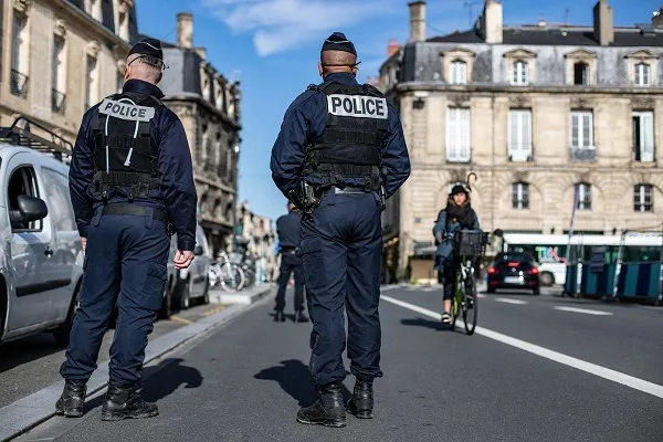 France : le centre administratif d'une mairie tagué 