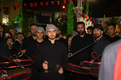 عزاداری شب هشتم محرم در گلستان شهدای اصفهان