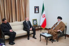 دیدار مقامات برخی کشورها جهت ابلاغ پیام تسلیت به مقام معظم رهبری