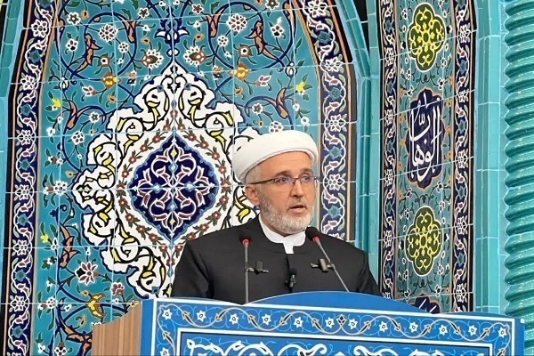 جمال کریمی امام جمعه بانه