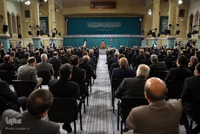 دیدار سفیران و مسئولان وزارت امور خارجه با رهبر انقلاب