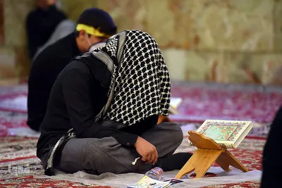 هیئت دانش آموزی‎ در حرم مطهر سید میر محمد (ع)