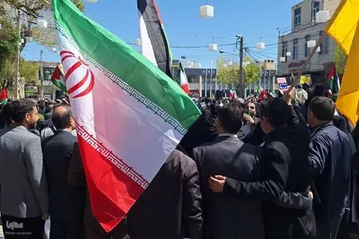 حمایت مردم اراک از حمله موشکی و پهپادی به رژیم صهیونیستی