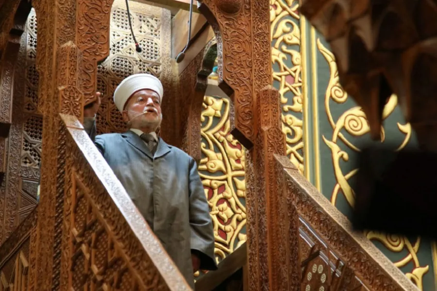 Israeli Occupation Extends Al-Aqsa Ban on Grand Mufti Over Gaza Sermon