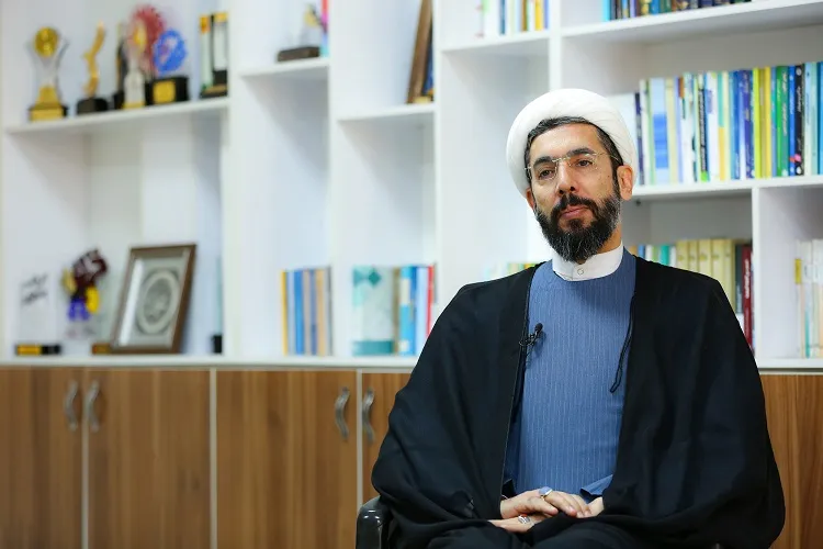 جهاد تبیین از الزامات تحقق بیانیه گام دوم است / رعایت اخلاق؛ اصل قطعی حاکم بر حرکات مؤمنانه
