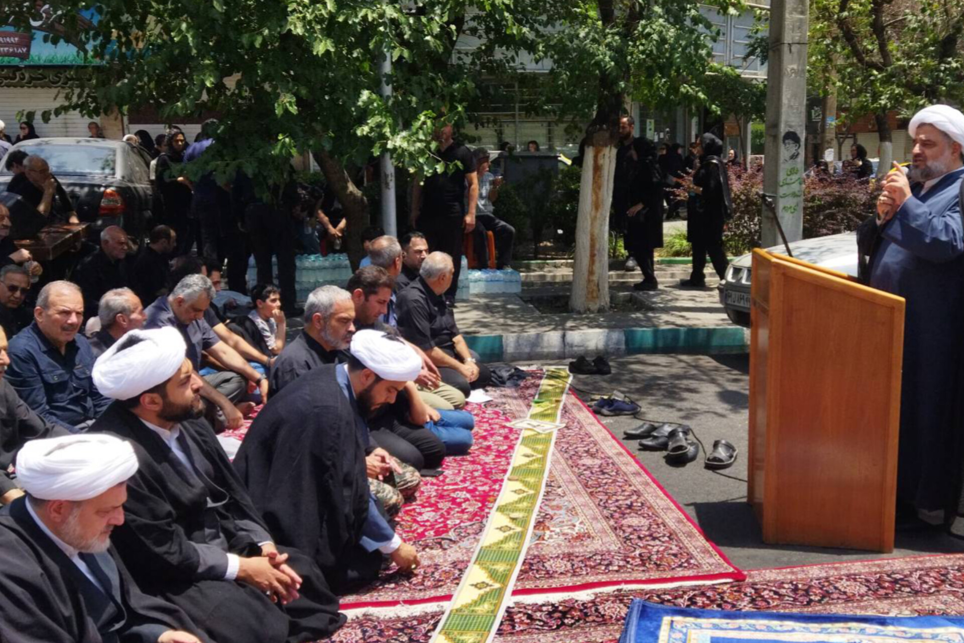 جایگاه دنیا در فرهنگ حسینی/ محبان سیدالشهدا(ع) مطیع امر ولی فقیه هستند