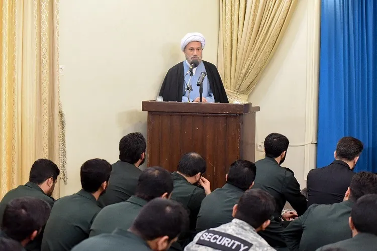 اسلام حفظ نفس را واجب می‌داند/ دشمنان چالش كارآمدی نظام را پیش كشیده‌اند