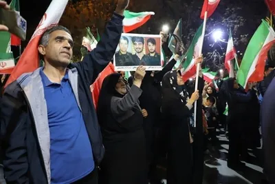 تجدید بیعت اعضای جهاد دانشگاهی با سومین رهبر انقلاب