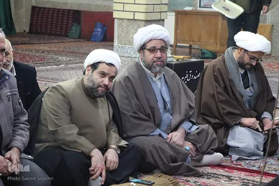 کرسی تلاوت قرآن کریم در شب لیله الرغائب