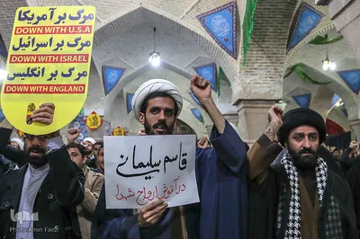 اجتماع بزرگ طلاب و روحانیون شیراز در پاسداشت شهدای مقاومت