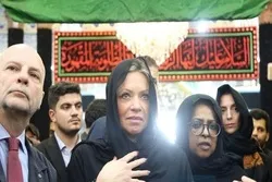 Botschafterin der Vereinten Nationen begeistert über ihre großartige geistige Erfahrung im Schrein des Imam Husseins