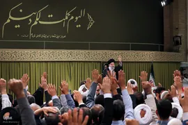 دیدار هزاران نفر از اقشار مختلف مردم در روز عید غدیر